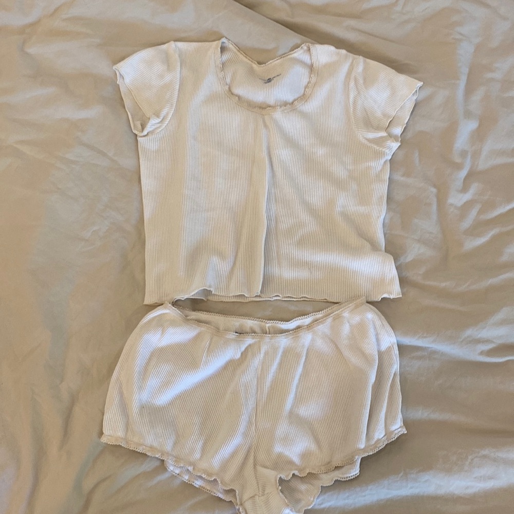 Brandy Melville Waffle Set